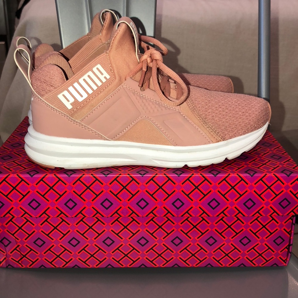 PUMA Zenvo women’s running shoes